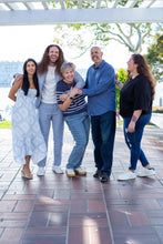 Load image into Gallery viewer, Extended Family Photo Sessions