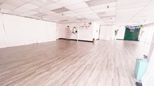 Load image into Gallery viewer, Studio Rental: Pop Up