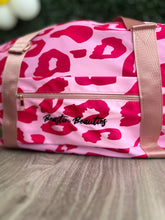 Load image into Gallery viewer, The Leopard Duffle