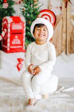 Load image into Gallery viewer, Mini Photoshoot Sessions for the Holidays
