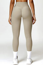 Load image into Gallery viewer, Solid high-waisted hip-lifting athletic leggings
