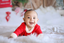 Load image into Gallery viewer, Mini Photoshoot Sessions for the Holidays
